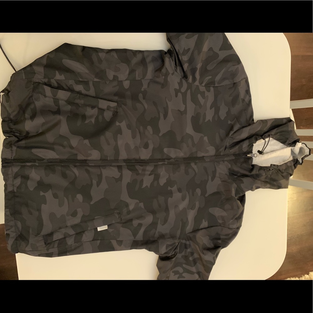 Saks Fifth Avenue reversible hooded camo jacket